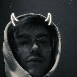 Meet your Posher, Devin